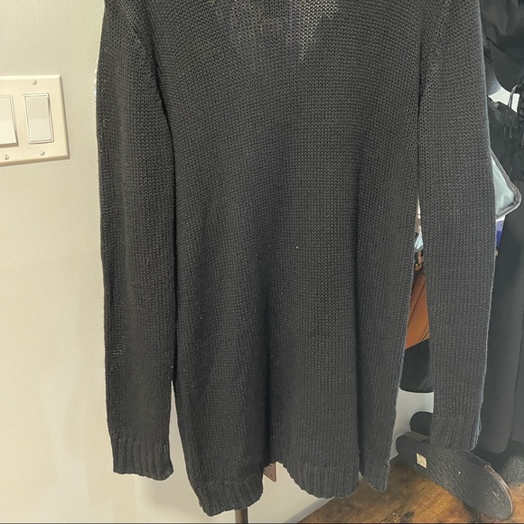 Black Sweater/Shirt from Forever 21 - Picture 2 of 5